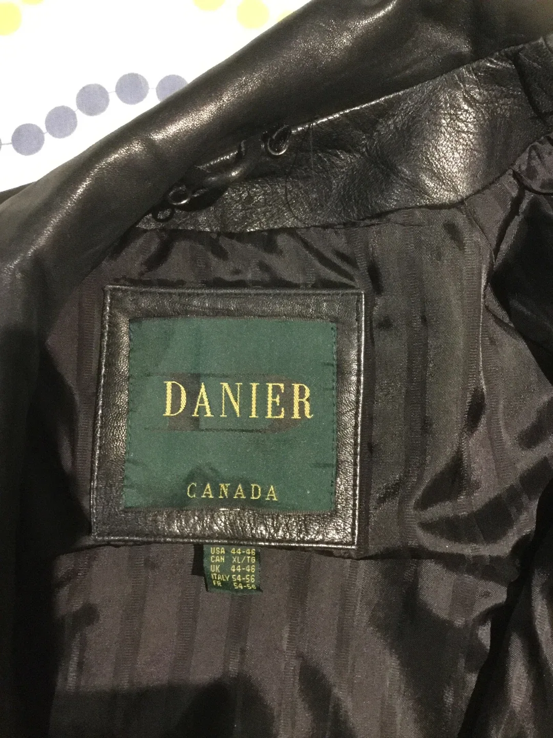 Danier Canada Black Leather Jacket XL image indicator(5)