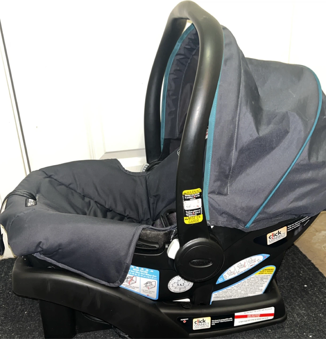 Graco SnugRide 30 Infant Car Seat - photo 2