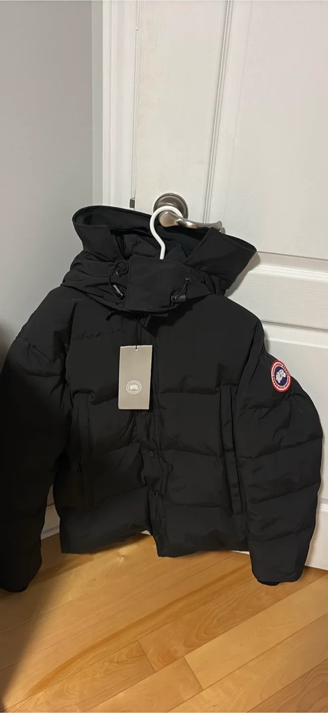 Canada Goose Wyndham Large image indicator(2)