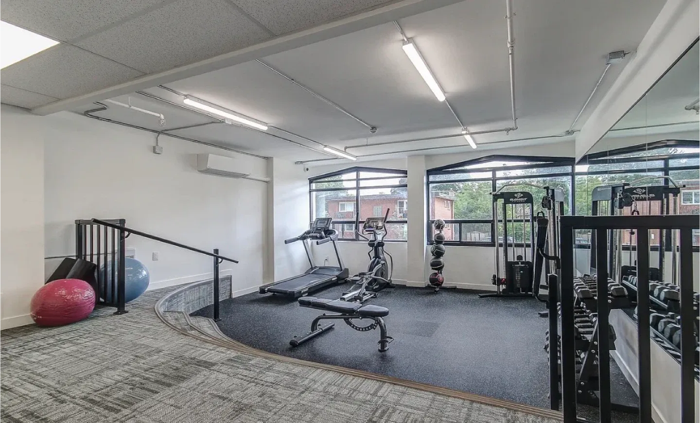 1 bed 1 bath apartment for sublet - only for December image indicator(3)