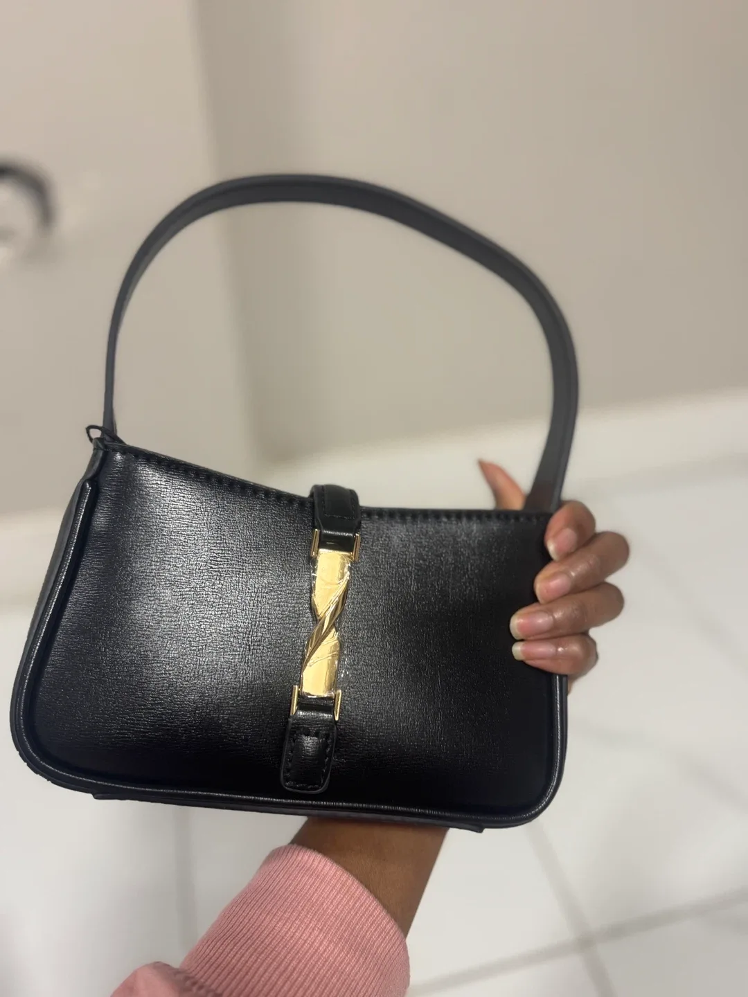 Aldo Black Handbag brand new image indicator(2)