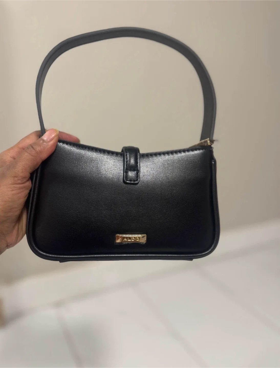 Aldo Black Handbag brand new image indicator(3)