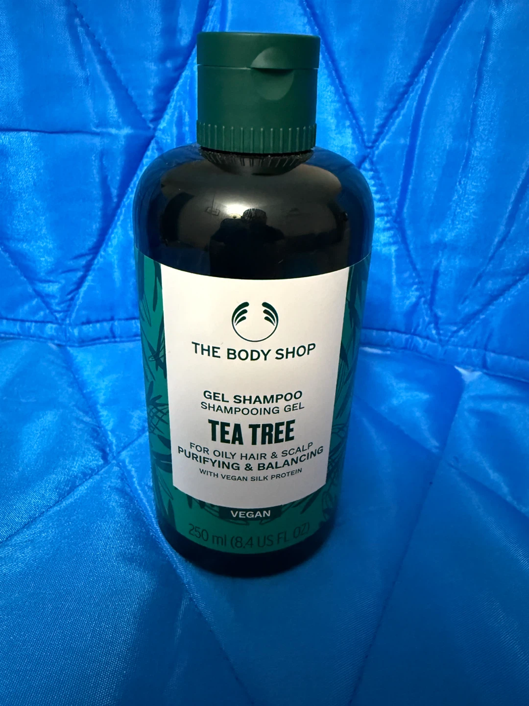 The Body Shop Tea Tree Shampoo Gel 8.4 fl oz - photo 3