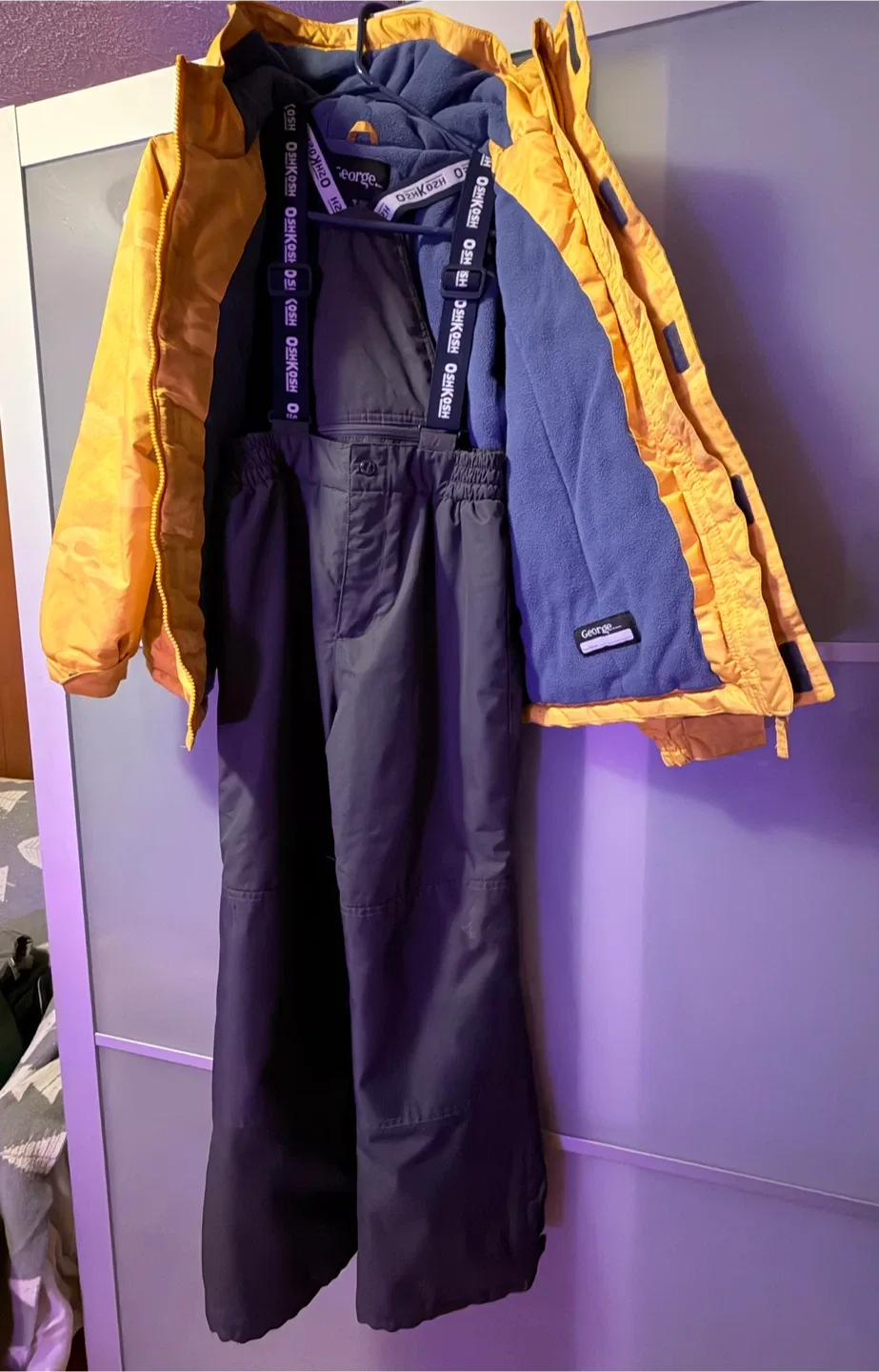 George Coat and OshKosh B'gosh snow pants - Size 10-12 image indicator(6)