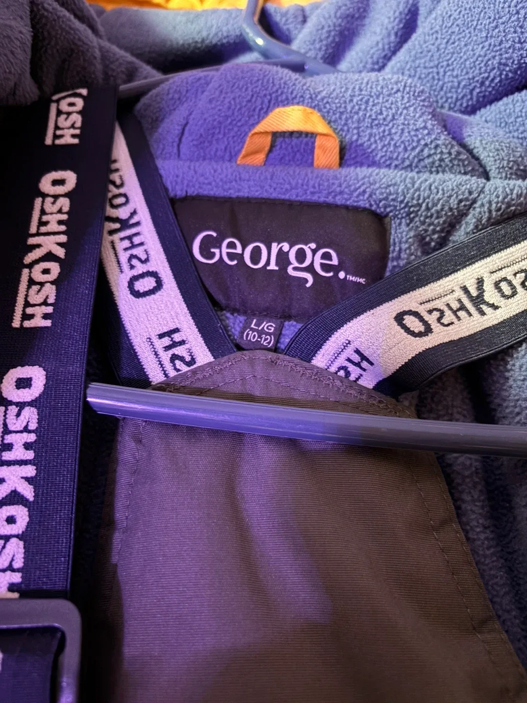 George Coat and OshKosh B'gosh snow pants - Size 10-12 image indicator(5)