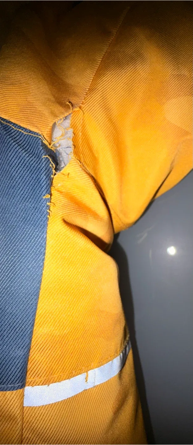 George Coat and OshKosh B'gosh snow pants - Size 10-12 image indicator(7)