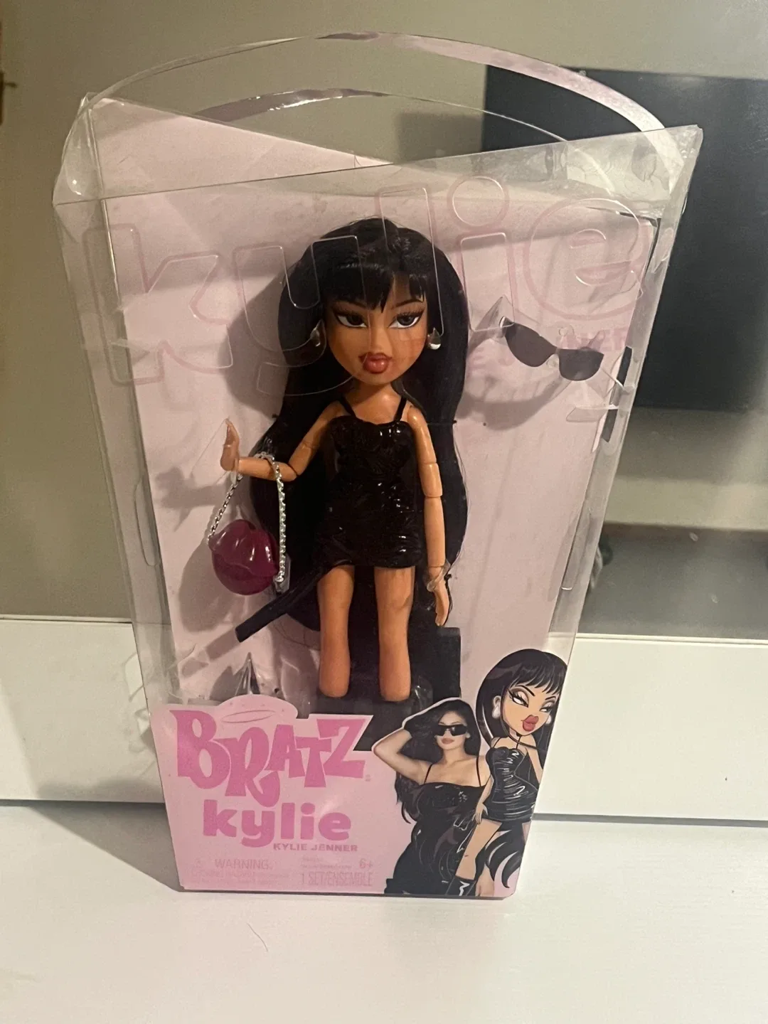 Bratz Kylie Jenner Doll - New in Box image indicator(4)