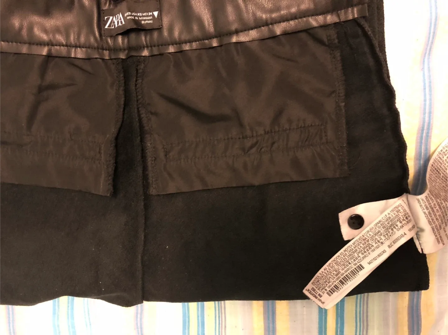 Zara Black Faux Leather Flare Pants - Size XS image indicator(5)