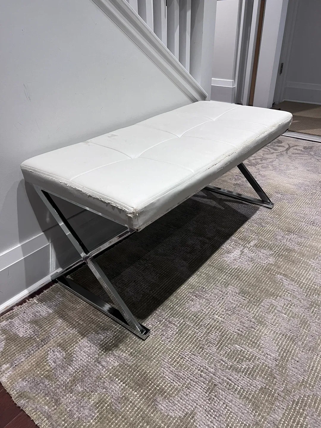 White Upholstered Bench with Chrome Legs image indicator(3)