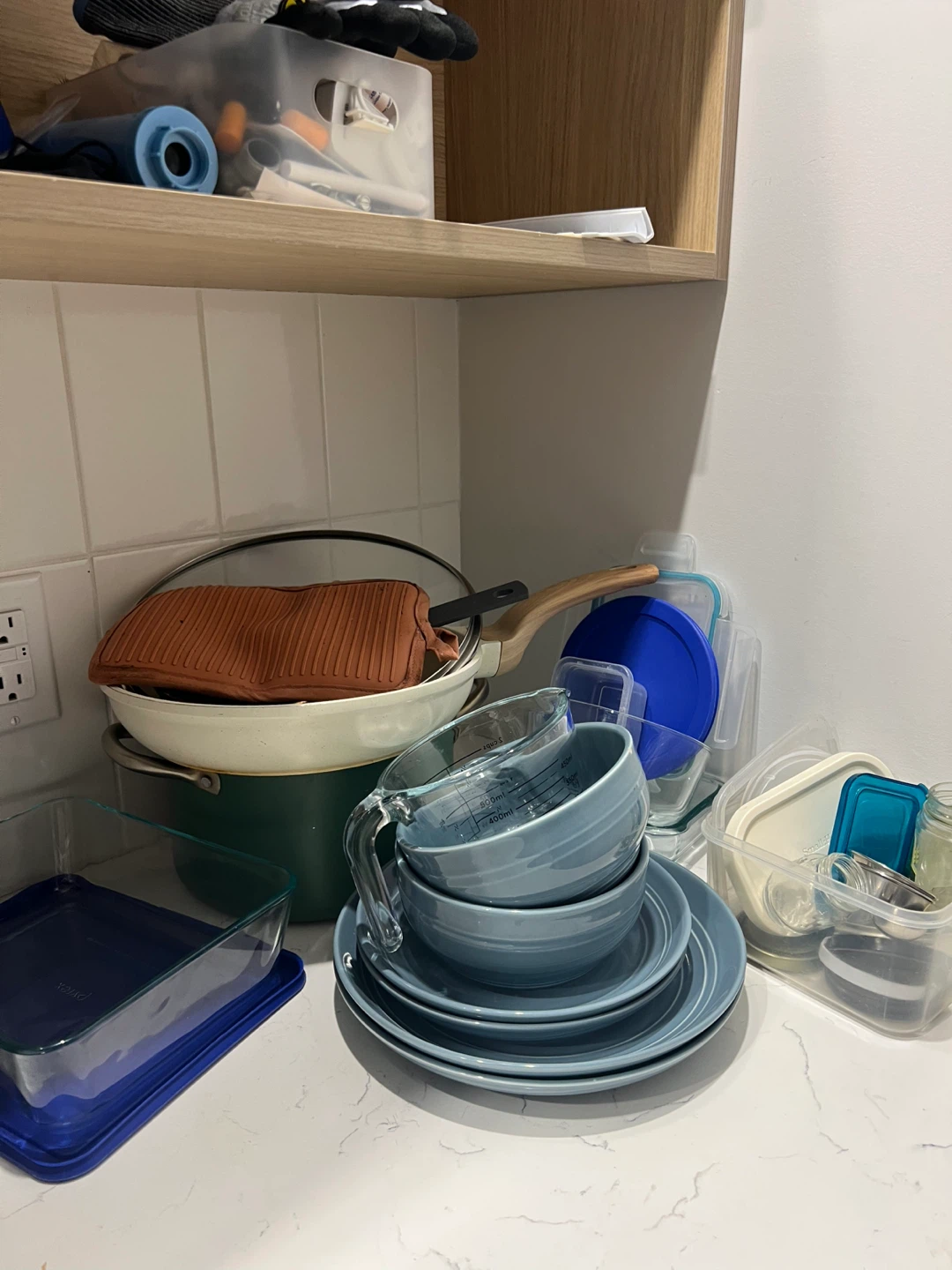Dishes, Bowl, Measuring Cup