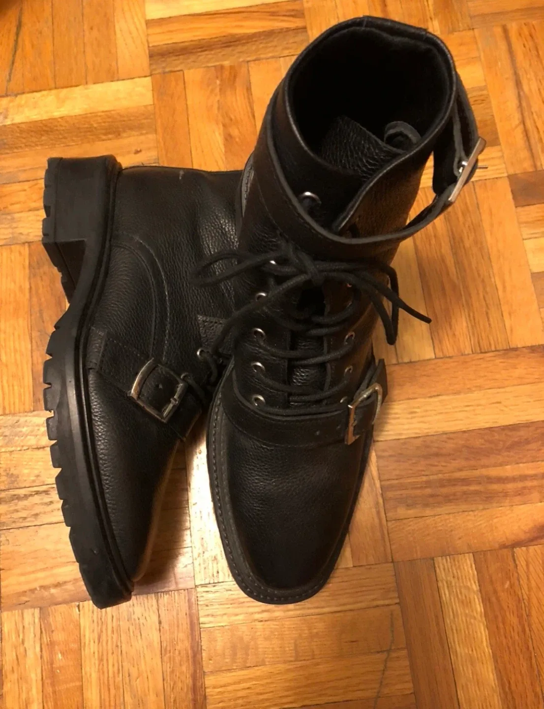 Black Leather Boots fit to size 6/6.5 image indicator(3)