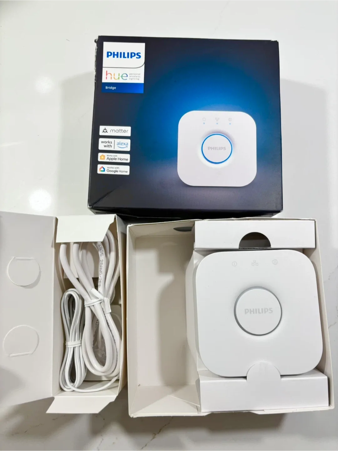 Philips Hue Gen 2 Bridge Control System w/ Power Supply NEW image indicator(2)