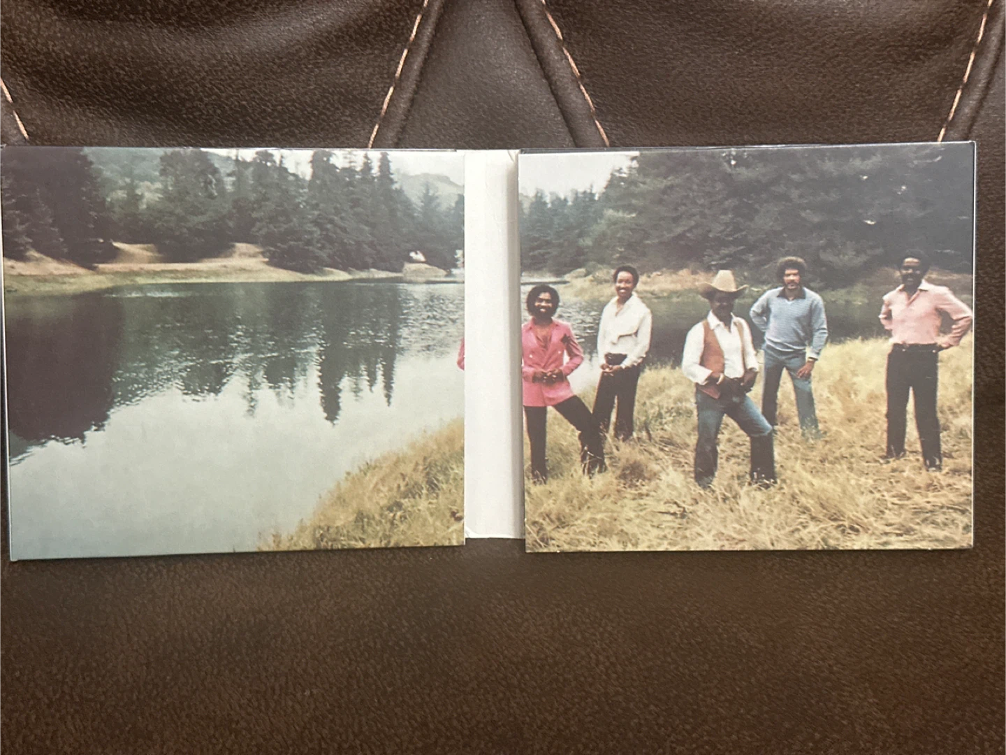 The Whispers: The Complete Solar Hit Singles Collection - photo 2