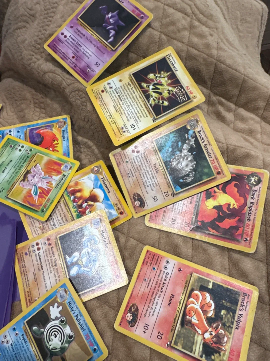 Pokémon Cards Bundle image indicator(7)