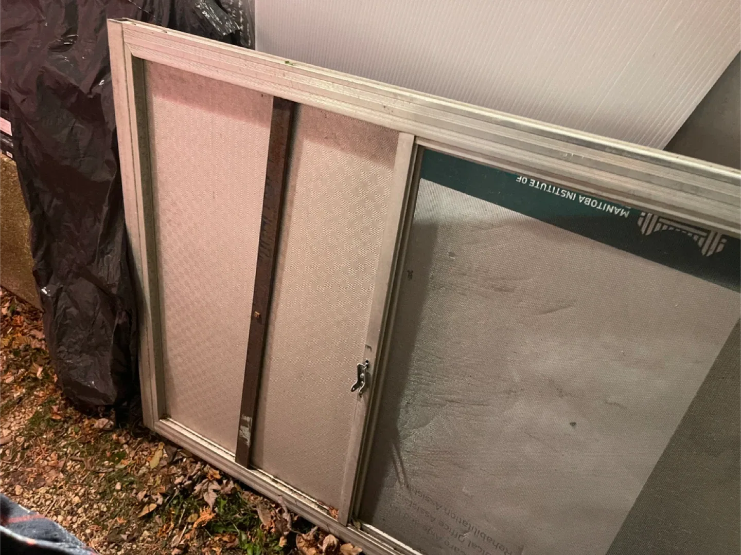 Aluminum Screen Door $18 image indicator(2)