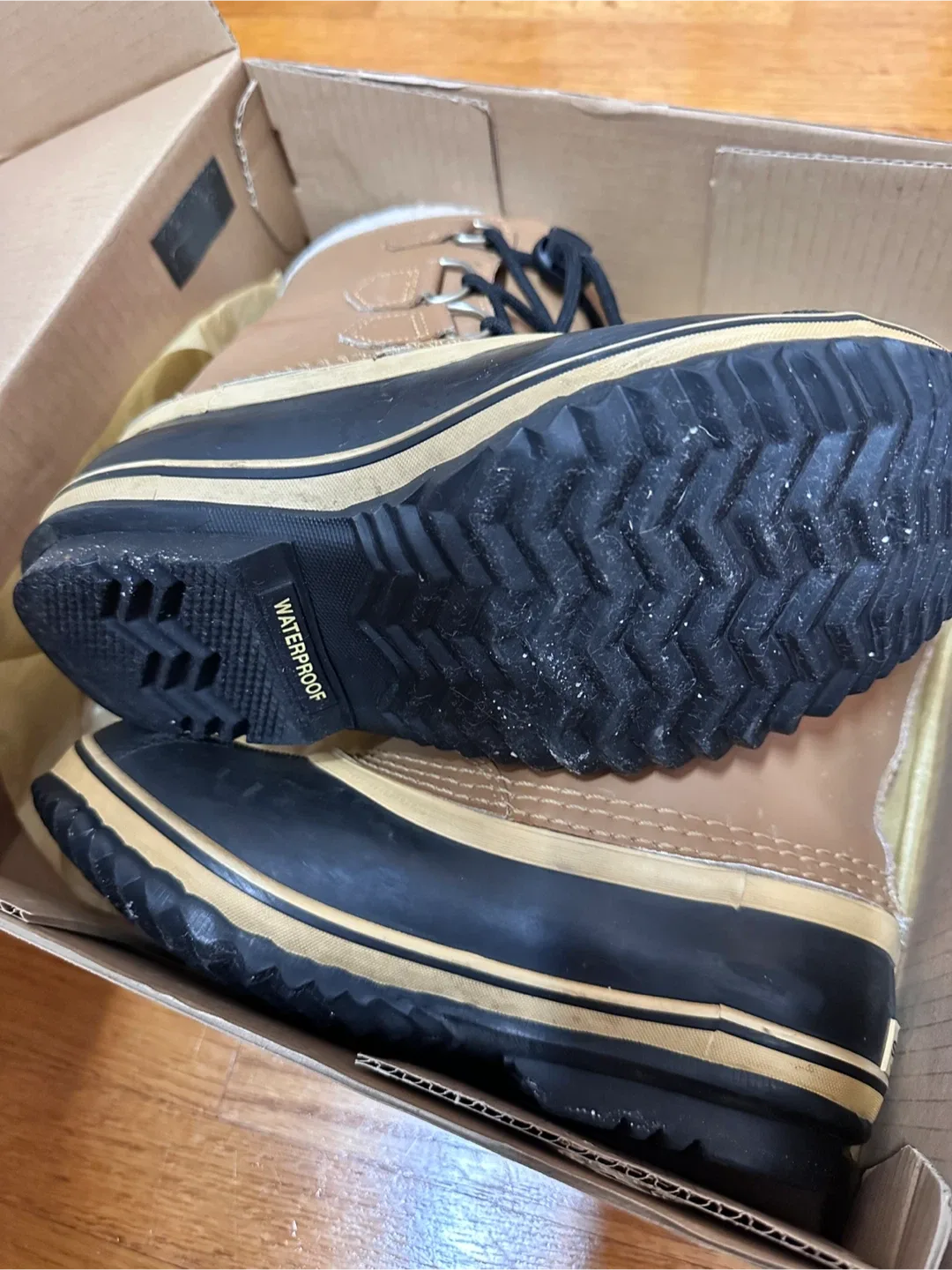 Sorel Caribou Boots - Size 7 image indicator(2)