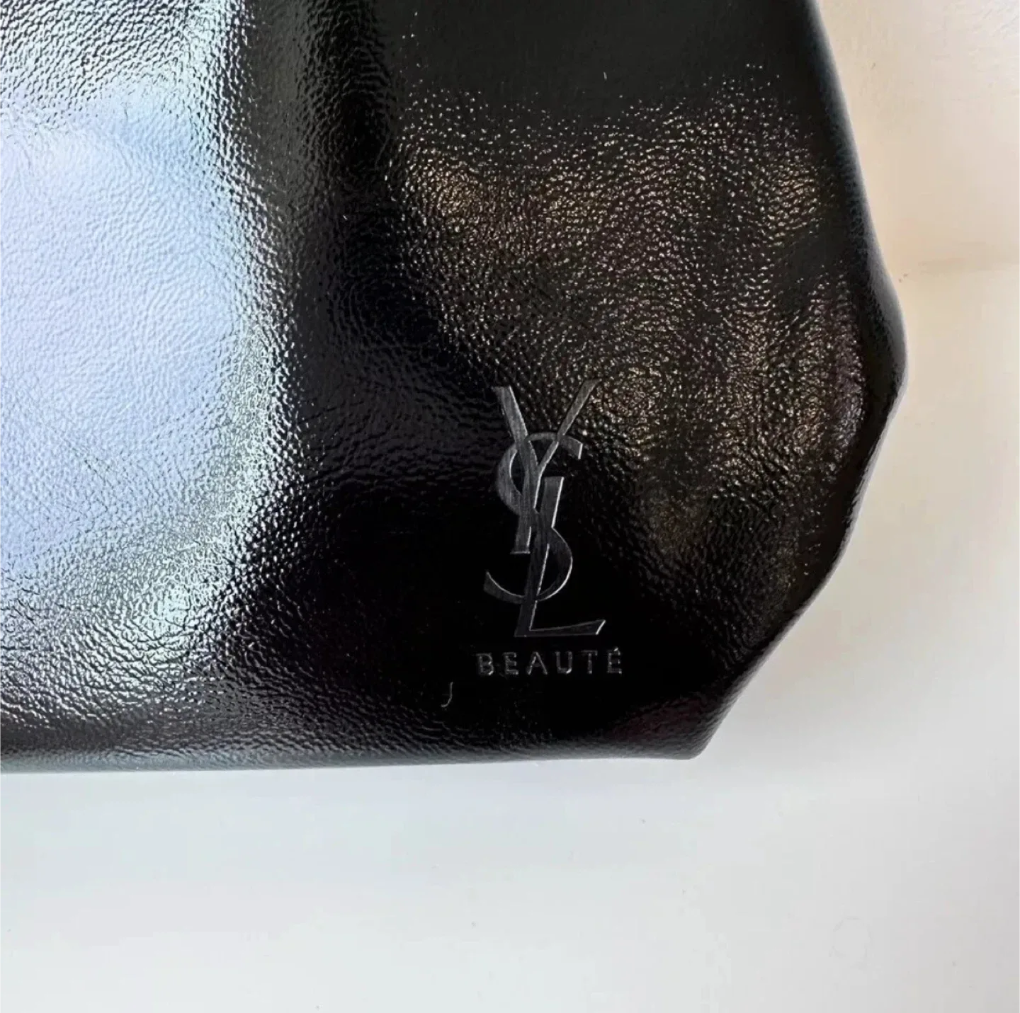 Yves Saint Laurent Beaute Black Pouch - Traveler Size image indicator(4)