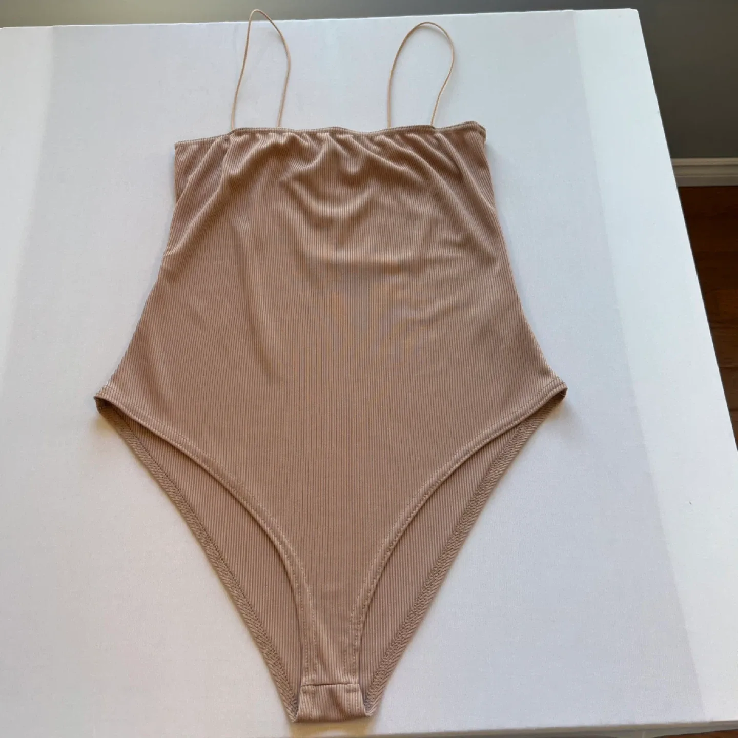 Boohoo Ribbed Square Neck Stone Skinny Strap Cami Bodysuit Sz L image indicator(5)