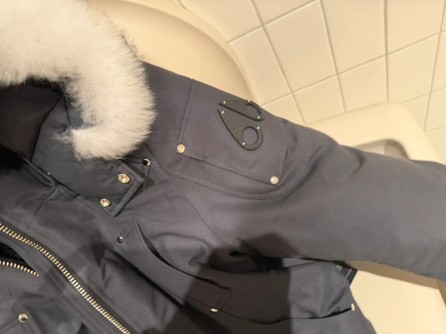 Moose Knuckles Down Filled Winter Jacket - L image indicator(7)