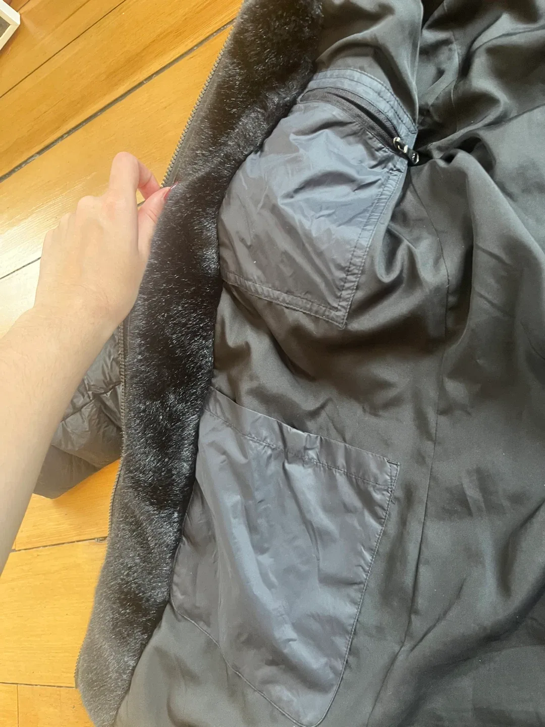 Pajar Canada Black Puffer Jacket - Size L/G image indicator(5)