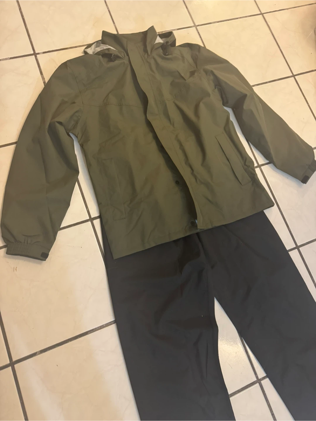 Rain Jacket & Pants Set - photo 2