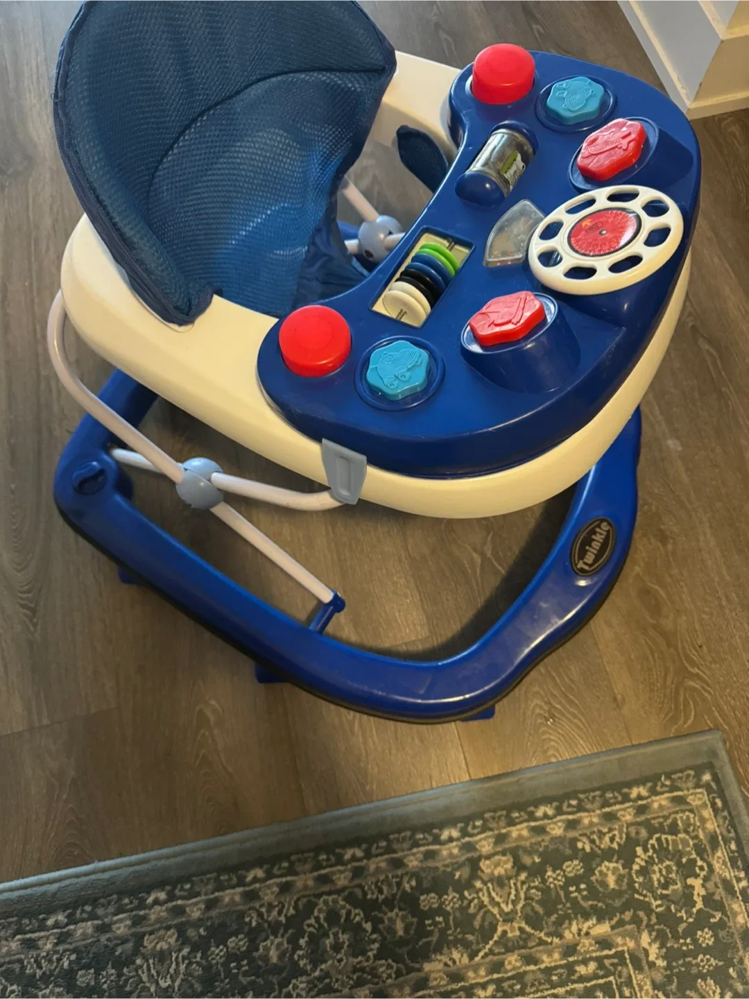 Twinkle Walker - Blue image indicator(2)