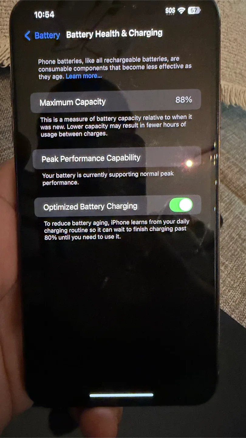 iPhone XS Max 512GB - Great Condition image indicator(3)