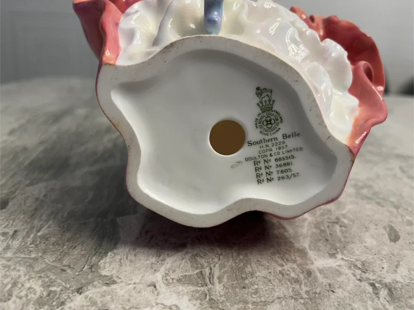 Royal Doulton Figurine Pair image indicator(6)