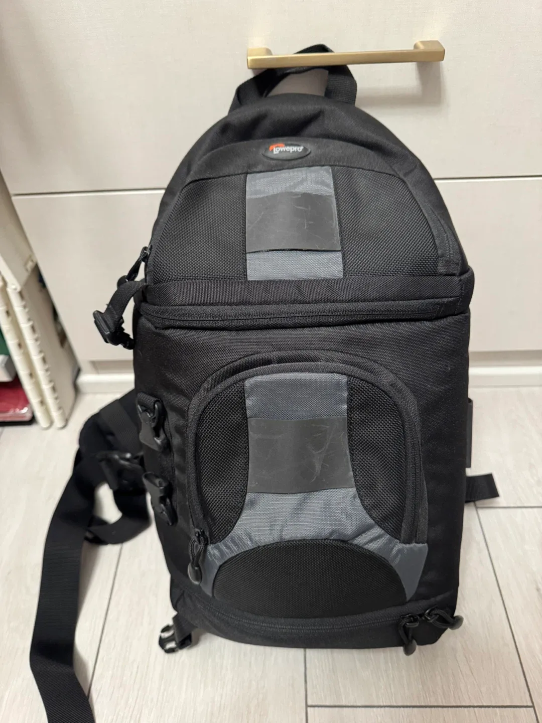 📸 Lowepro Slingshot 200 AW Camera Bag – Black
