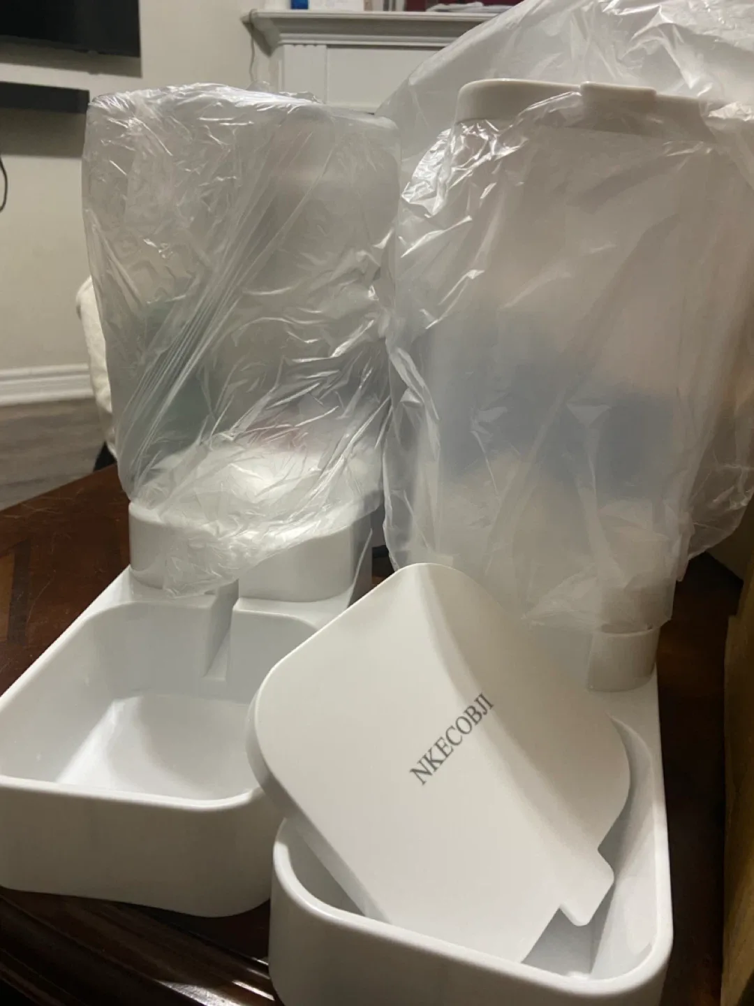 New NKECOBJI Gravity Pet Feeder & Water Dispenser