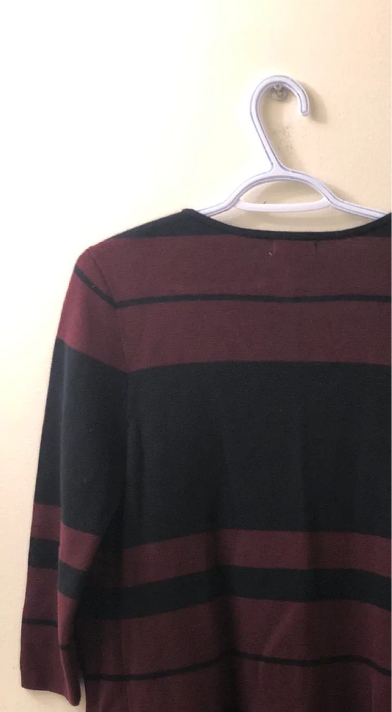 Women’s Reitmans XS Cardigan - Burgundy & Black Stripes image indicator(2)