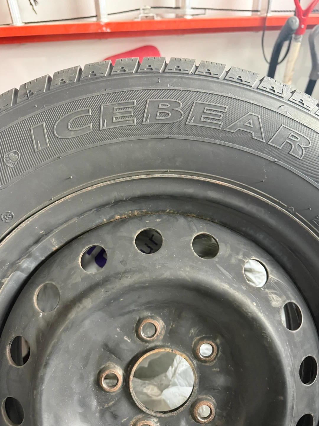 Hankook Icebear W300 215/70R16 Winter Tires - photo 4