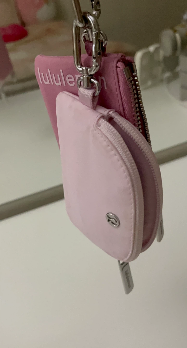 Lululemon Pink Dual Pouch Wristlet - photo 2