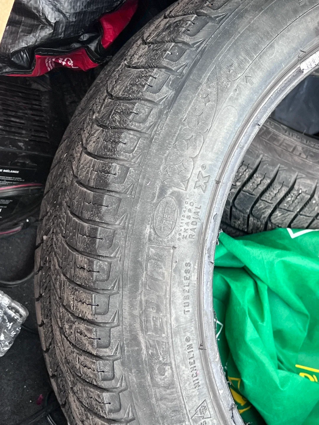 Michelin X-Ice Snow 225/50R17 Tires image indicator(4)