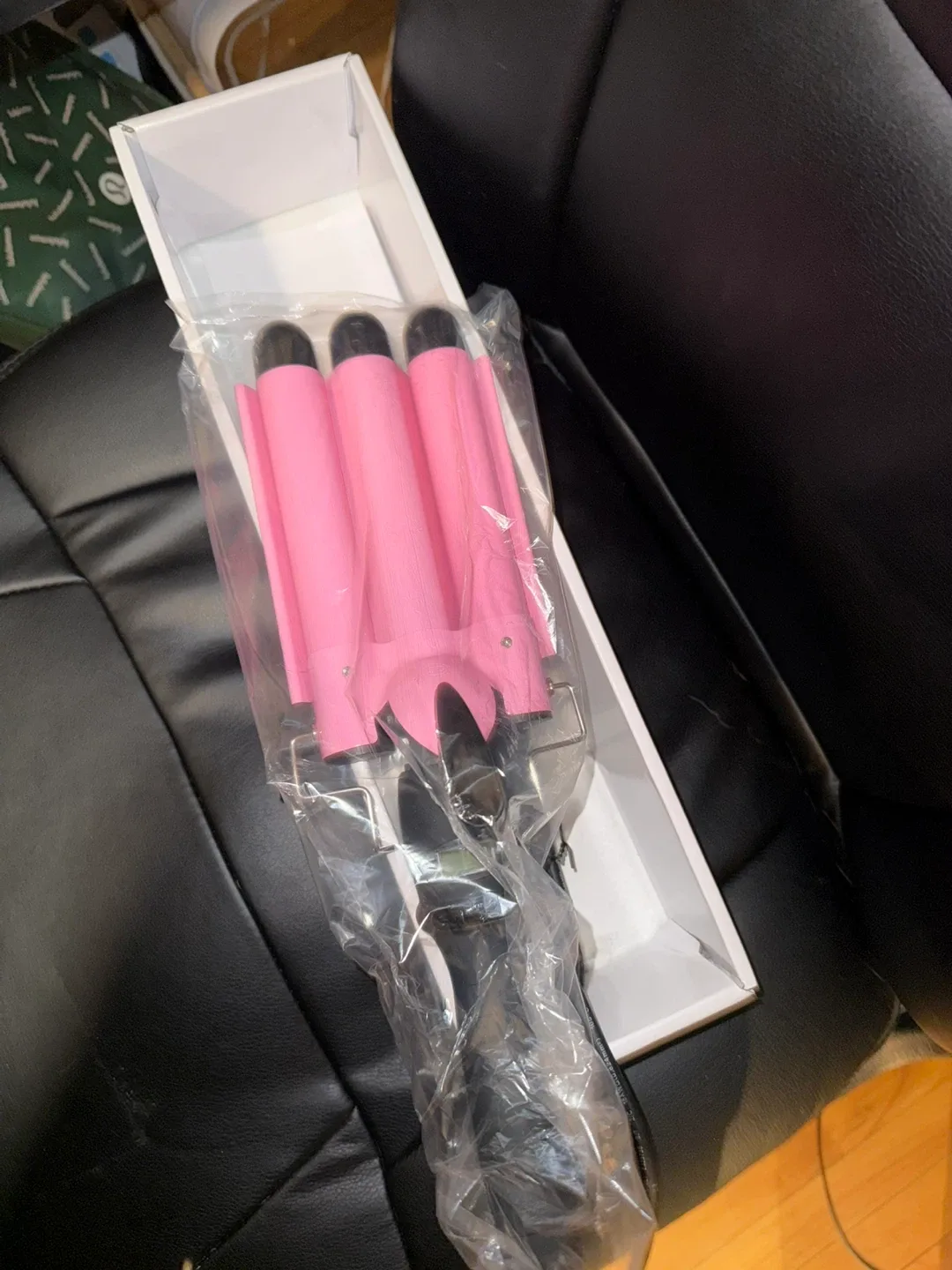 New Alure Three Barrel Curling Iron - Pink image indicator(2)