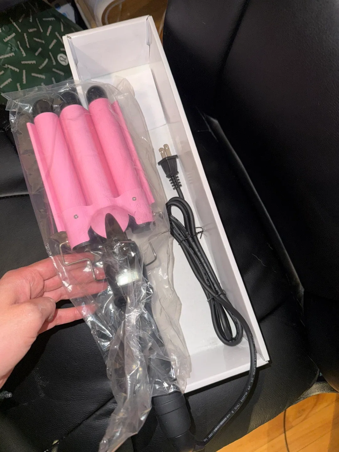 New Alure Three Barrel Curling Iron - Pink image indicator(3)
