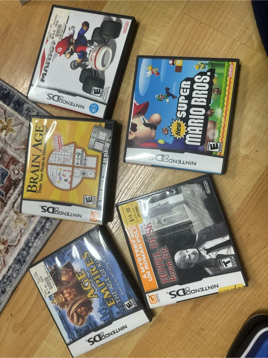 Nintendo DS Lite Console & Accessories image indicator(6)