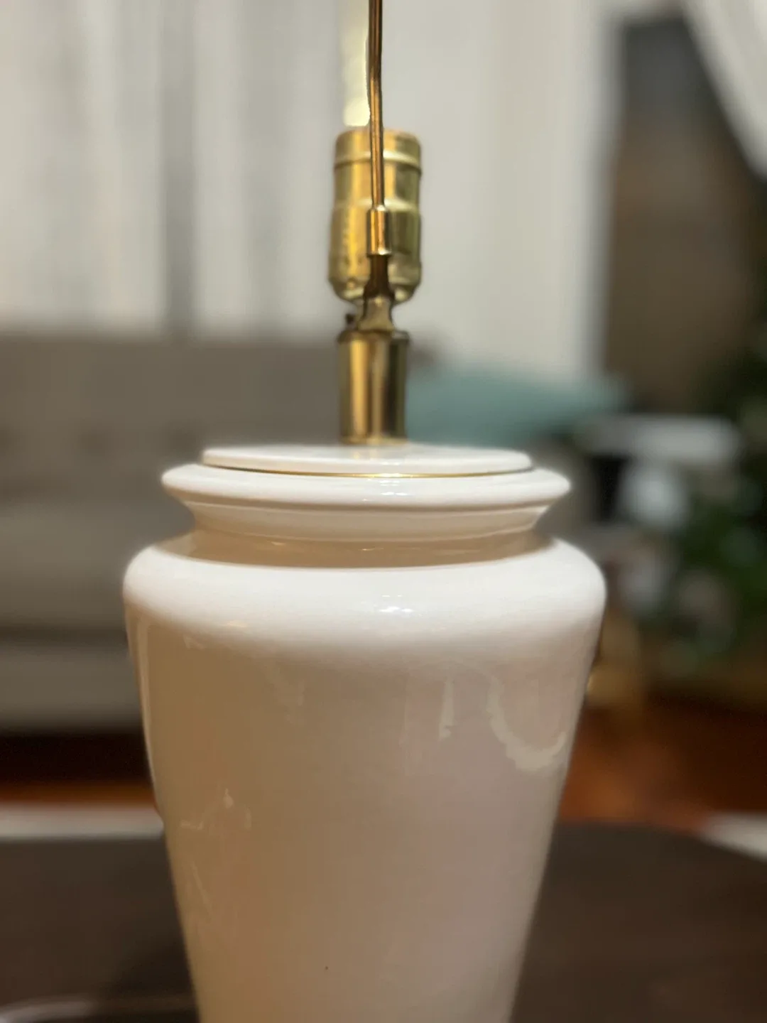 Anthony's Art Design Ltd. Table Lamp image indicator(3)