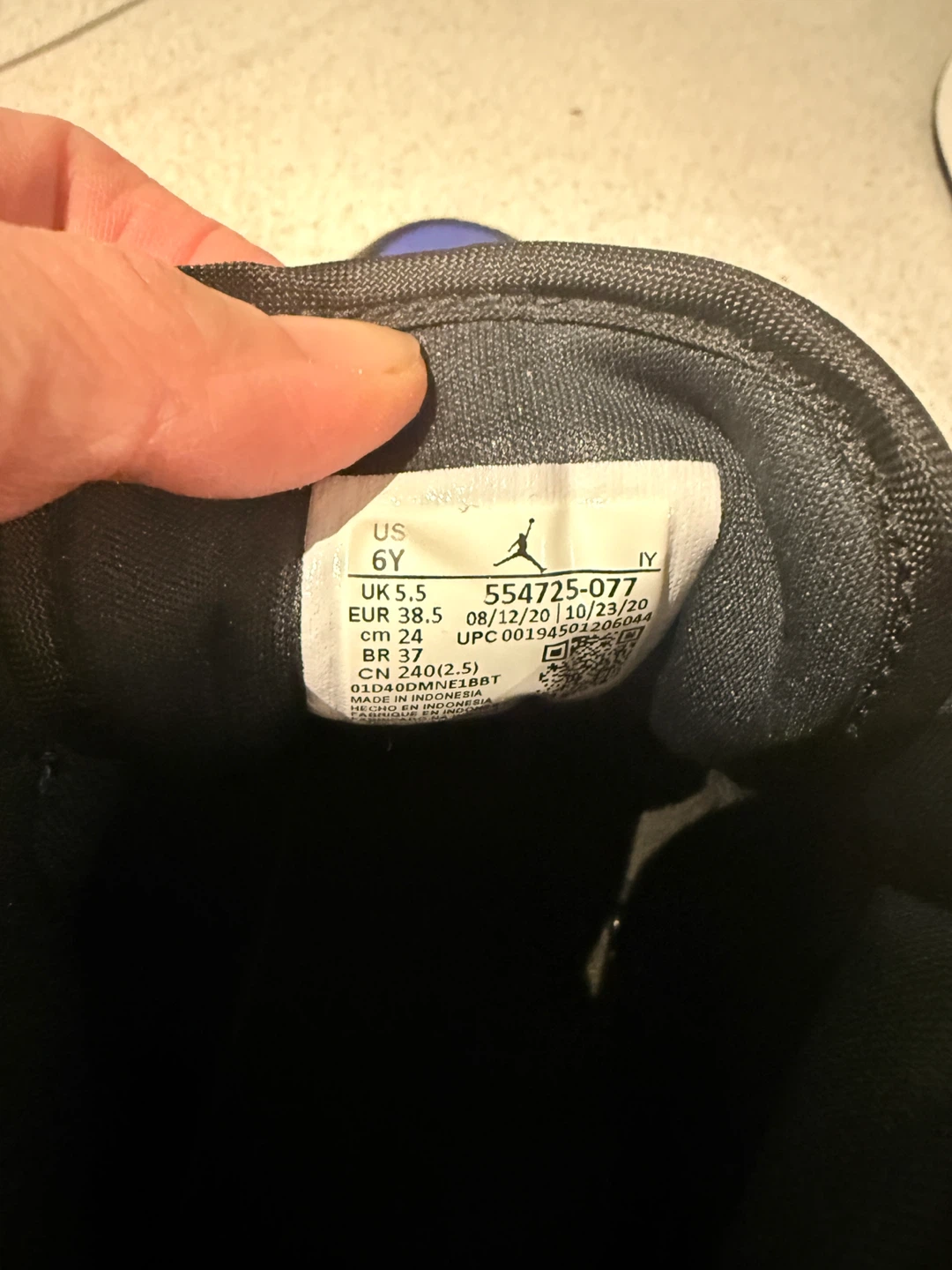 Nike Air Jordan 1 Mid Hyper Royal Black, Youth Size 6 - photo 3