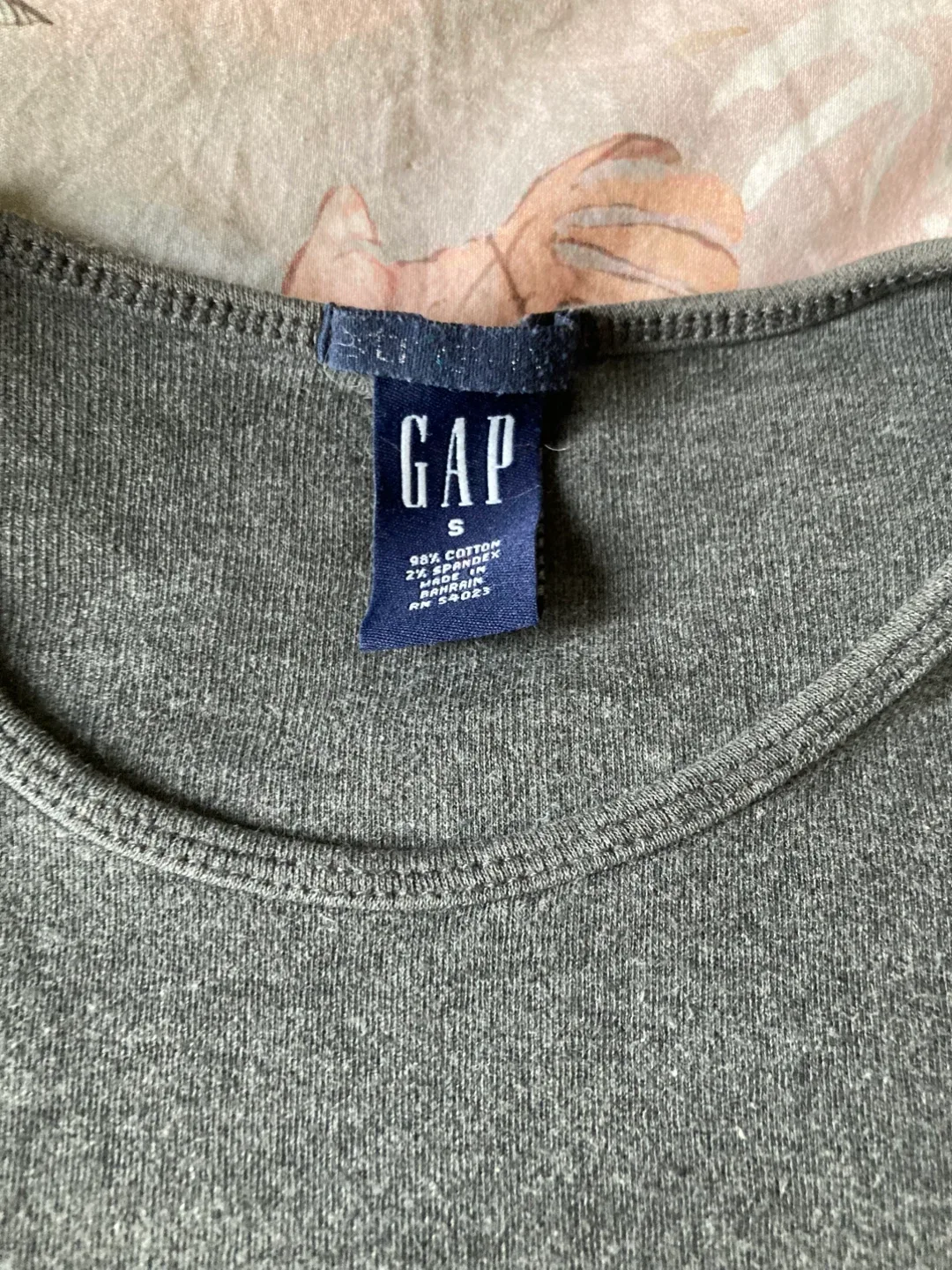 GAP Long Sleeve Cotton Top - Size S thumbnail
