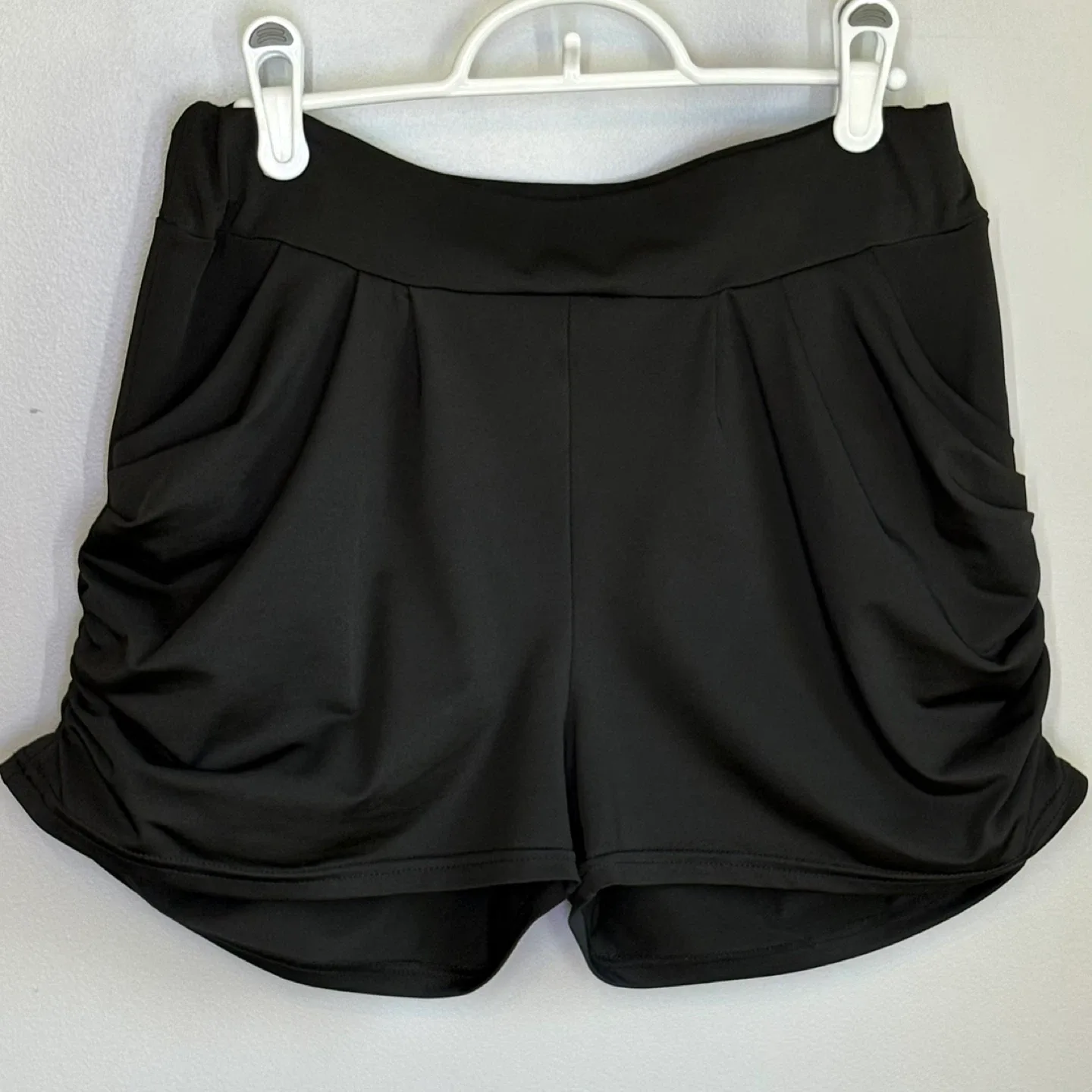 Baonmy Black Ruched Pleated Harem Palazzo Shorts Womens Size L image indicator(2)