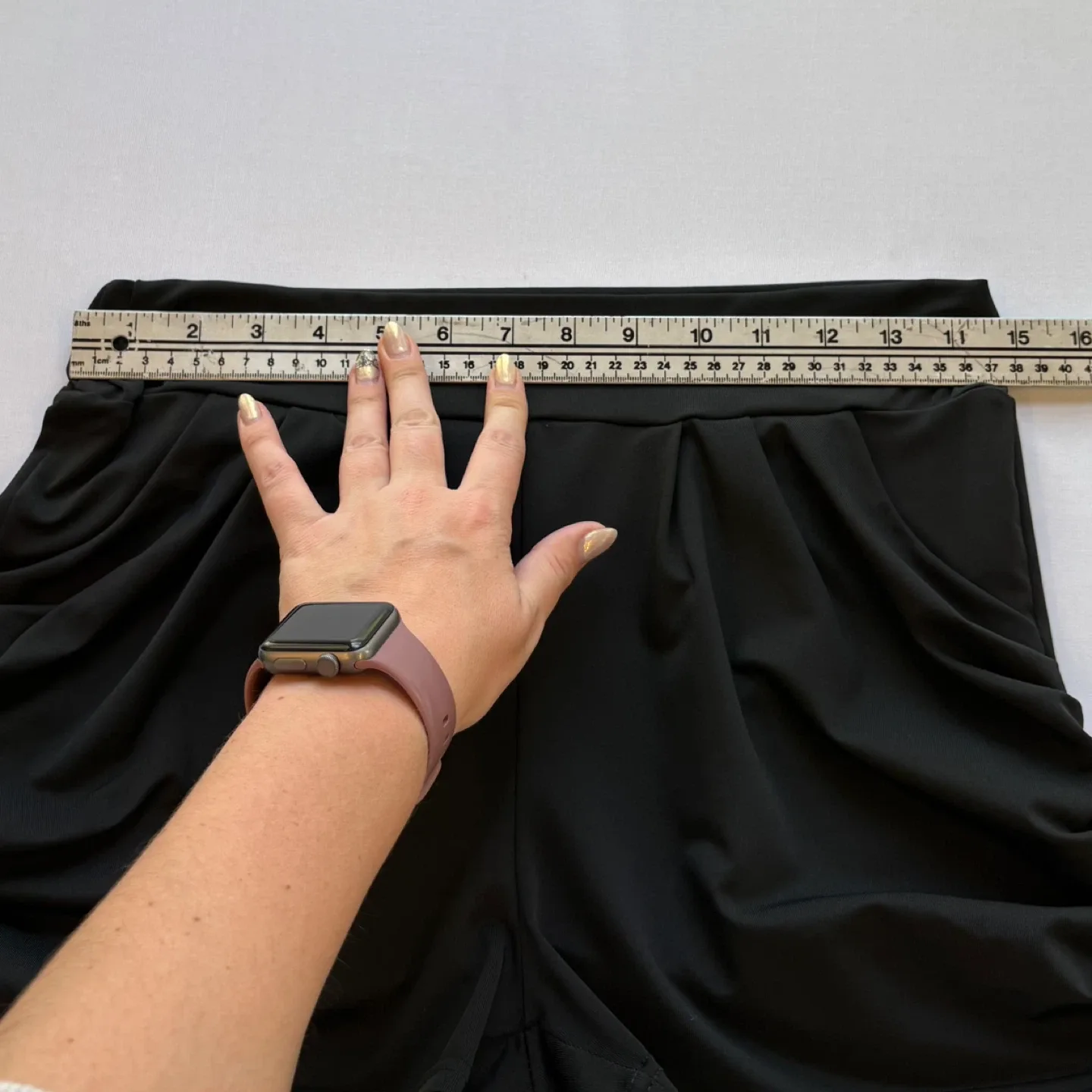 Baonmy Black Ruched Pleated Harem Palazzo Shorts Womens Size L image indicator(7)