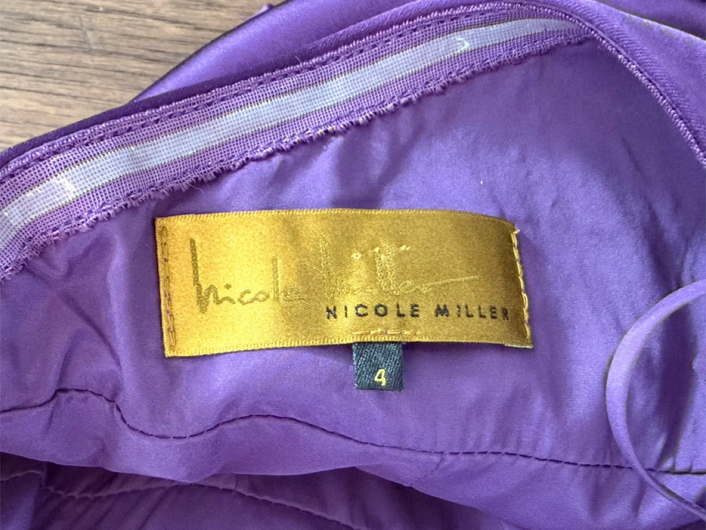 Stunning Nicole Miller Purple Halter Dress - Size 4 image indicator(4)