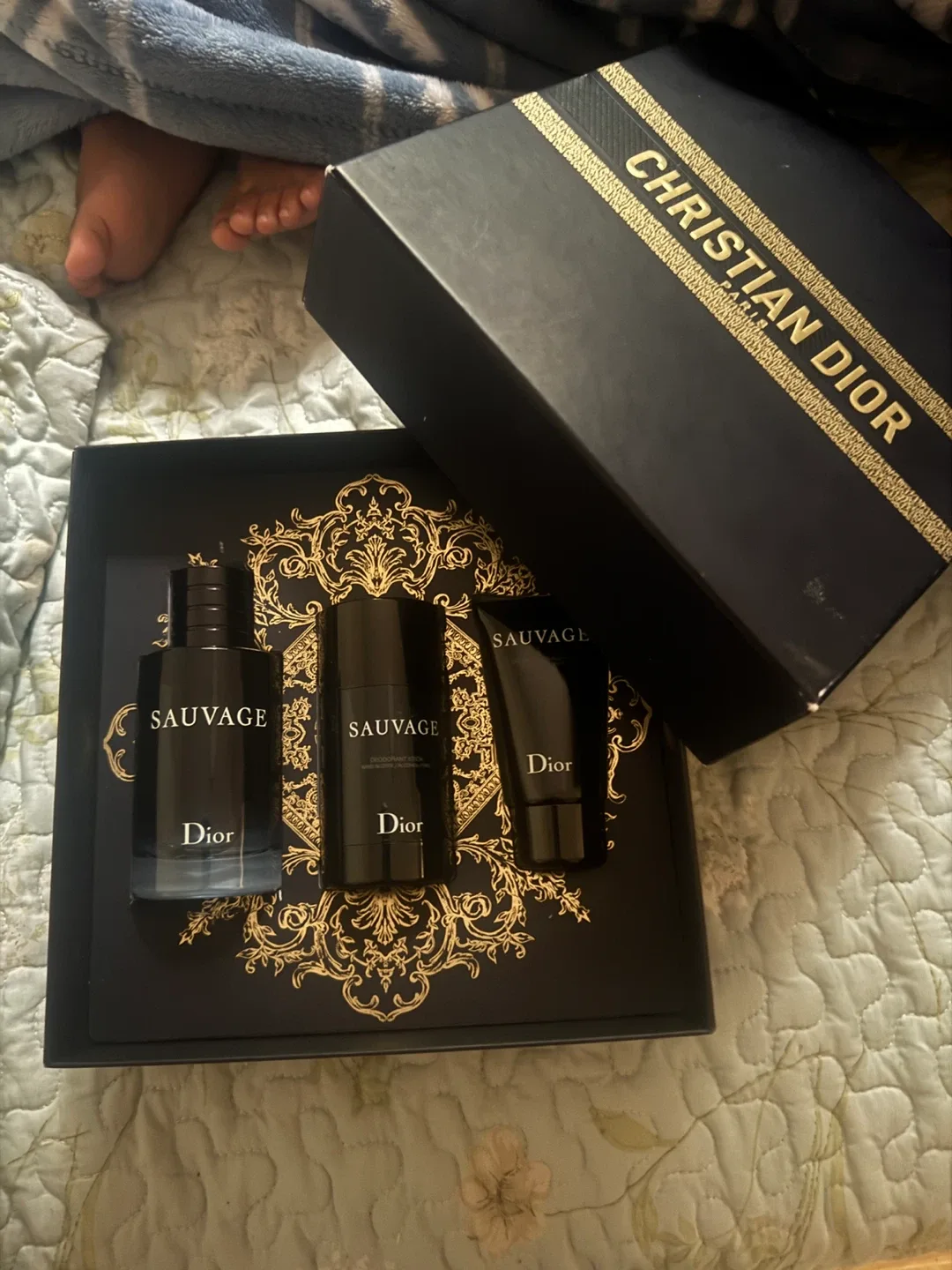 Christian Dior Sauvage Gift Set image indicator(2)