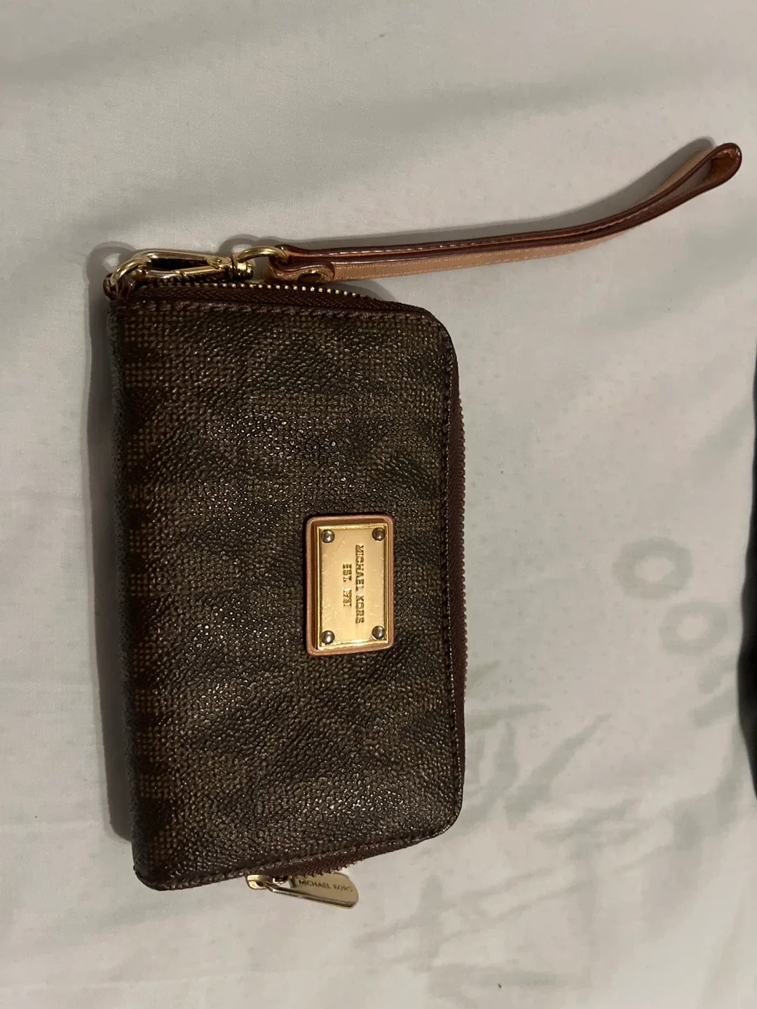 Michael Kors Wristlets - Black or brown $40 each image indicator(3)