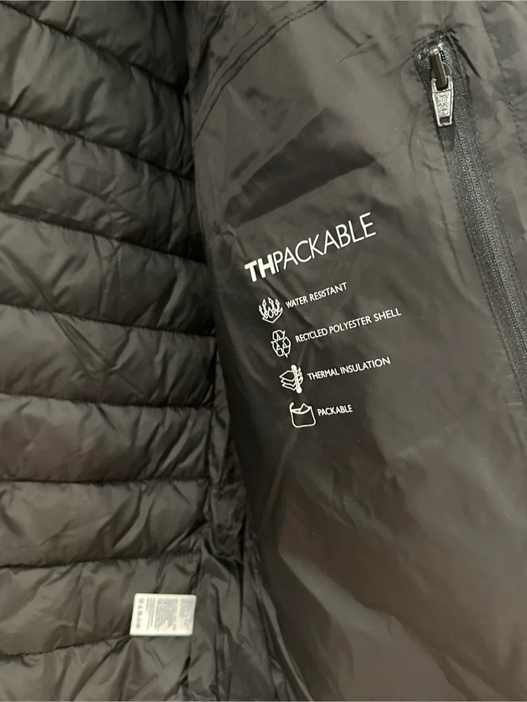 Brand new Tommy Hilfiger Packable Puffer Jacket - Size L image indicator(2)