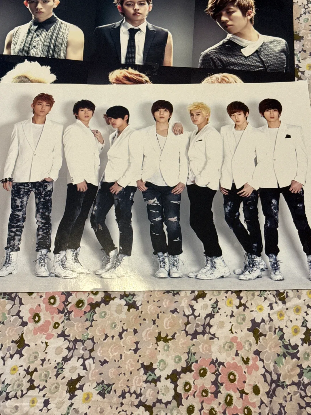 UKISS K-pop Posters image indicator(8)