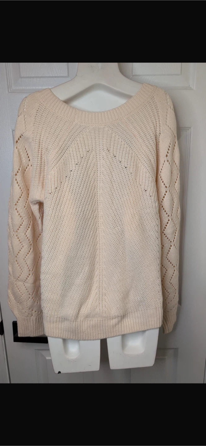 NEW! Size M Elegant Crew Neck Pullover Cream Knit Sweater - photo 5