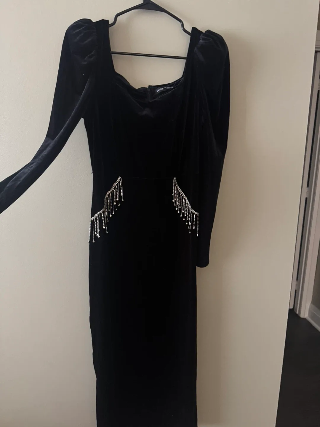 Dress Bundle: Beige Set, Red, Pink, Patterned, Sequin image indicator(7)