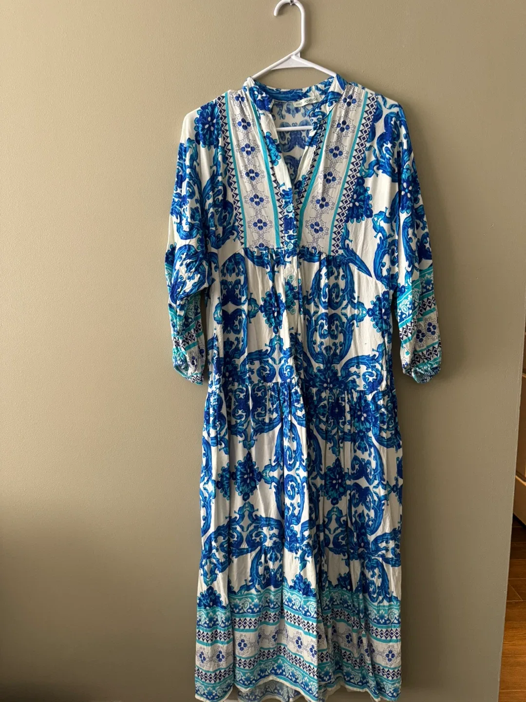 Dress Bundle: Beige Set, Red, Pink, Patterned, Sequin image indicator(10)